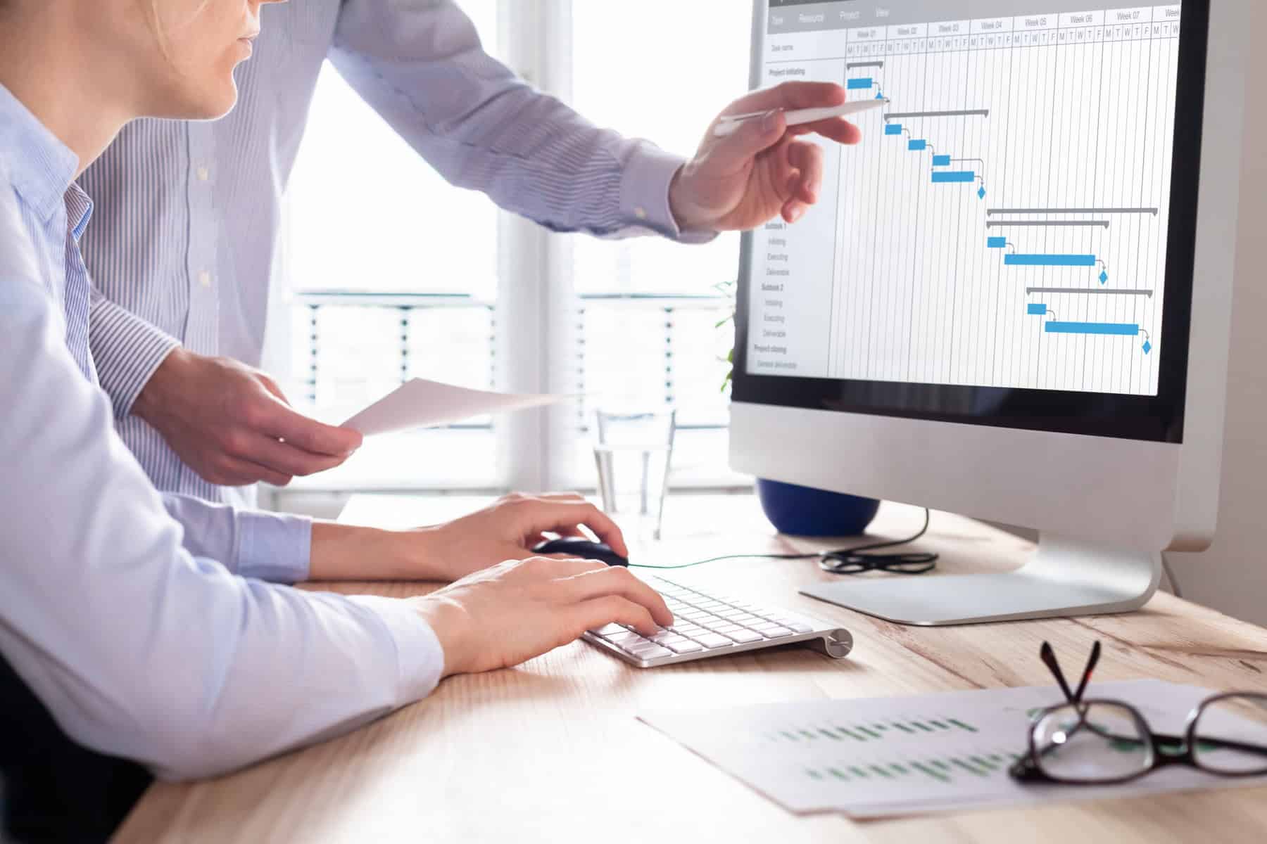 Project data charts visualization